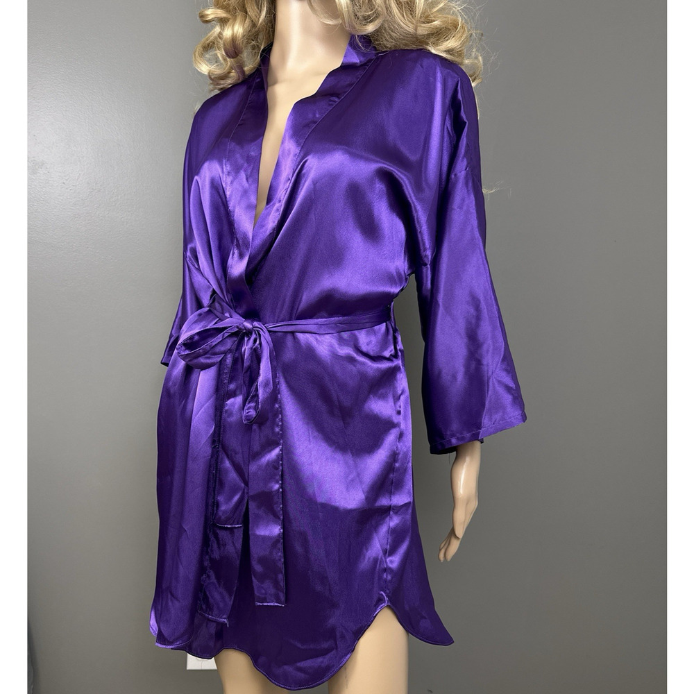 TJW by Mervyns Purple Satin Robe Size Medium USA Made Short Lingerie 80s Silky